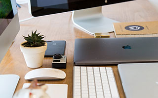 金融科技专业就业方向及前景：揭秘高薪热门岗位与未来机遇，轻松规划你的职业蓝图